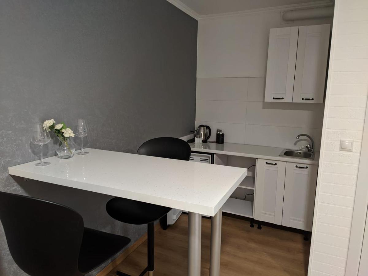 Studio In The Center Apartment Chisinau Exterior foto