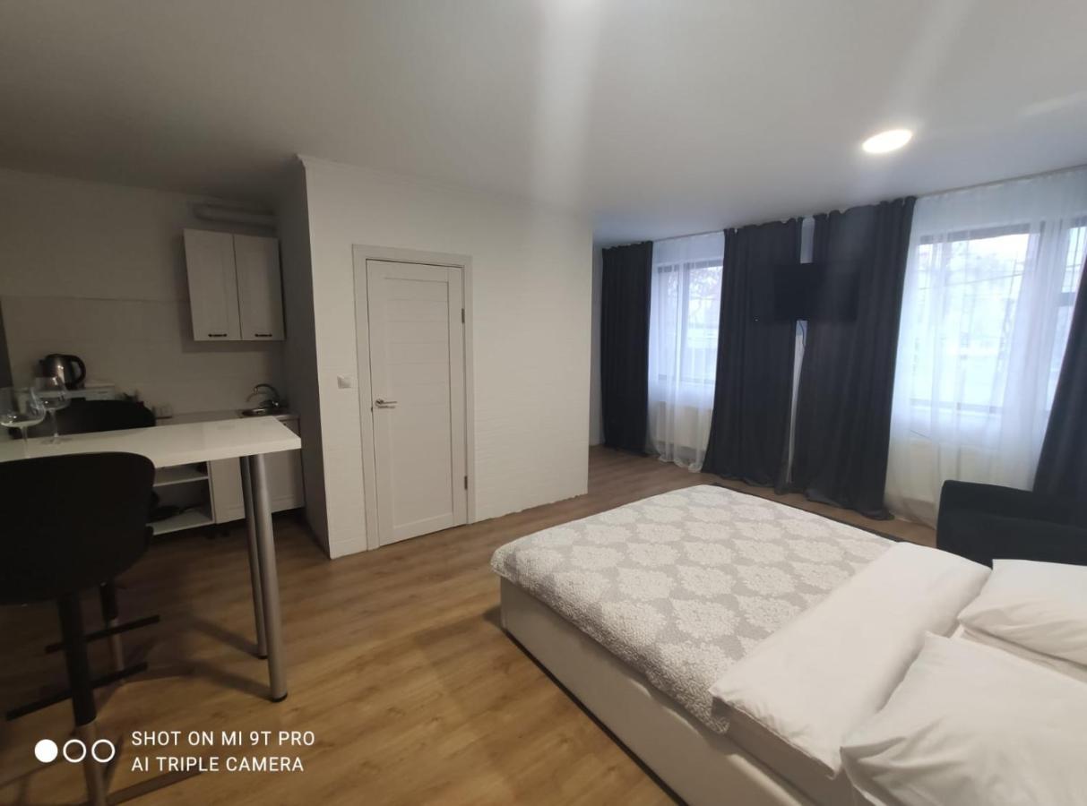 Studio In The Center Apartment Chisinau Exterior foto